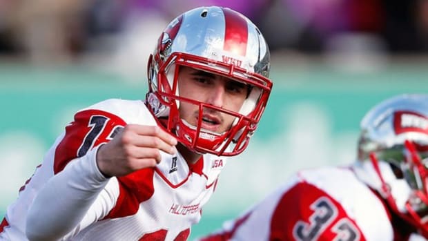 Western Kentucky's Brandon Doughty prepares for success; Pelini's fresh start